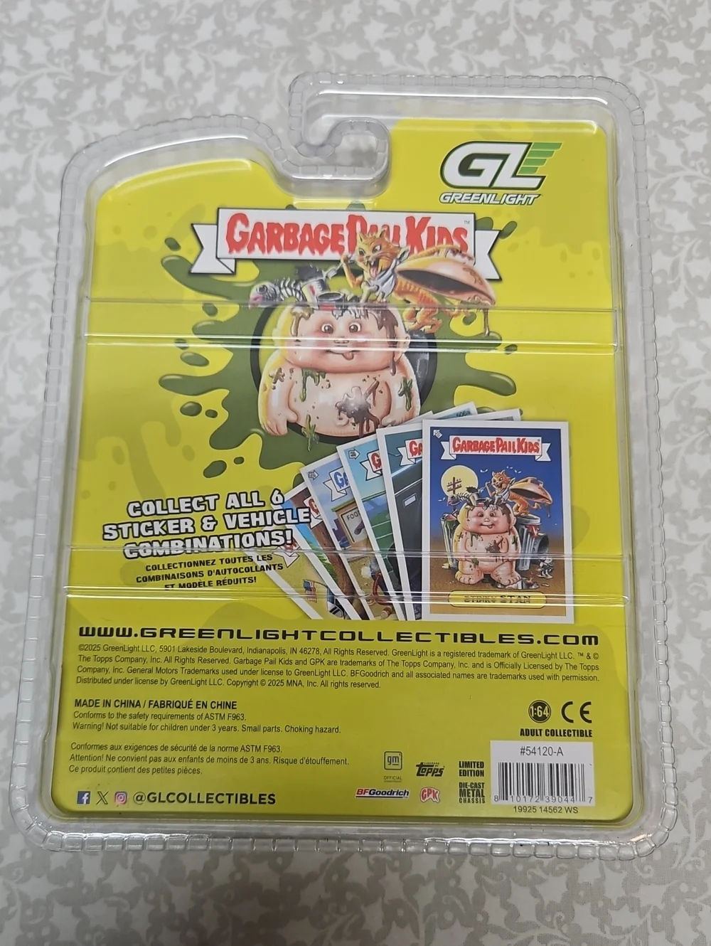 Greenlight 1983 GMC Vandura Garbage Pail Kids Green Chase